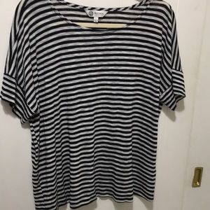 Bobeau EUC large white/black striped top, short-sleeved. Lightweight. Made USA.